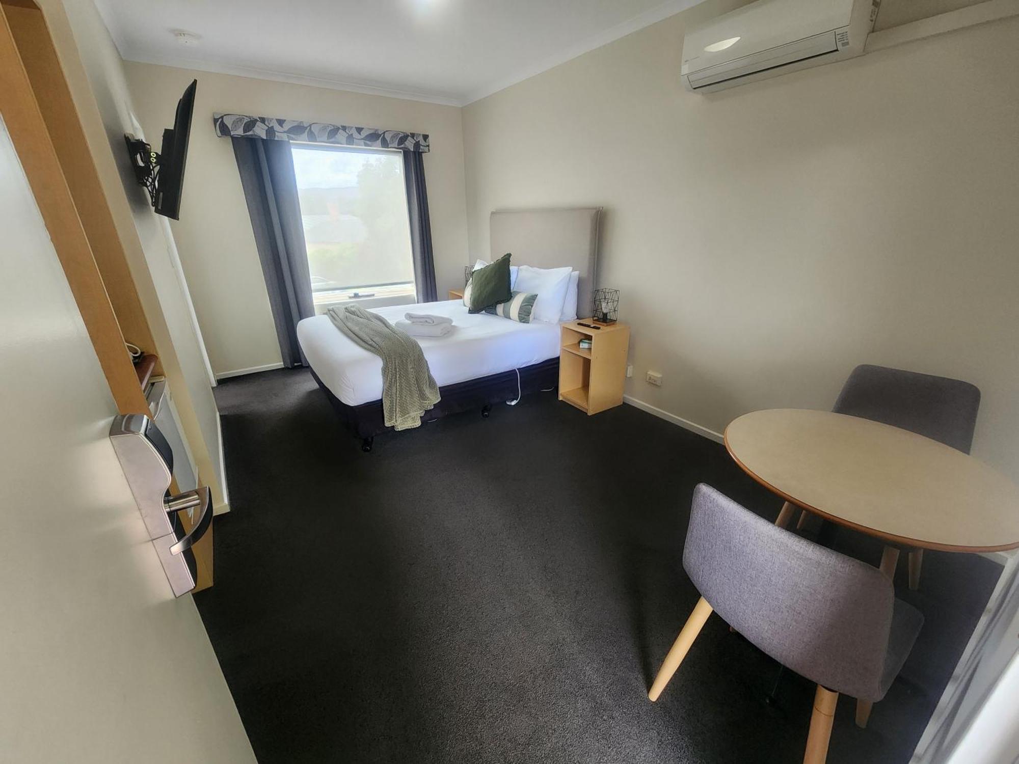 Elphin Serviced Apartments Лонсестън Стая снимка