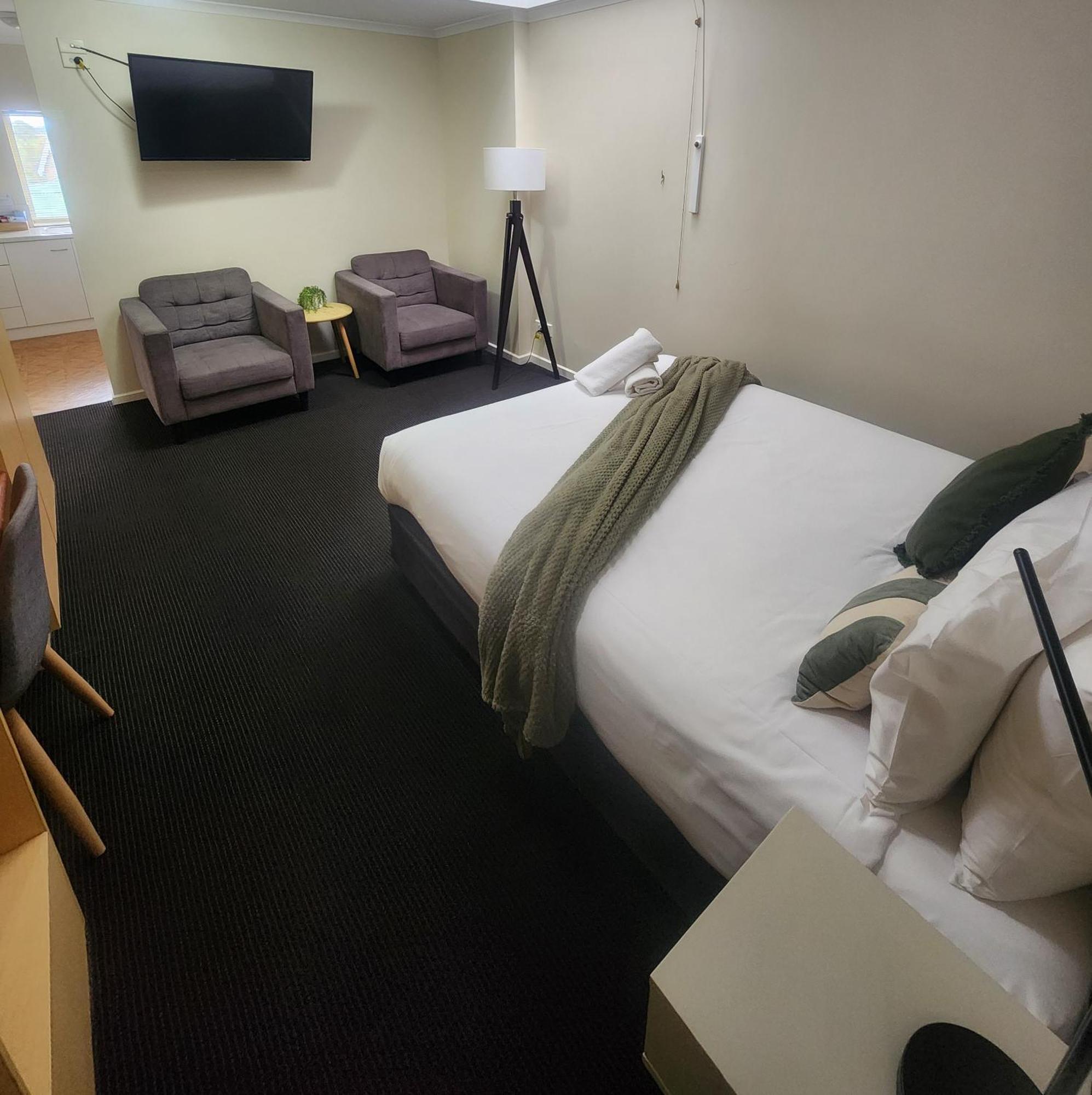Elphin Serviced Apartments Лонсестън Стая снимка